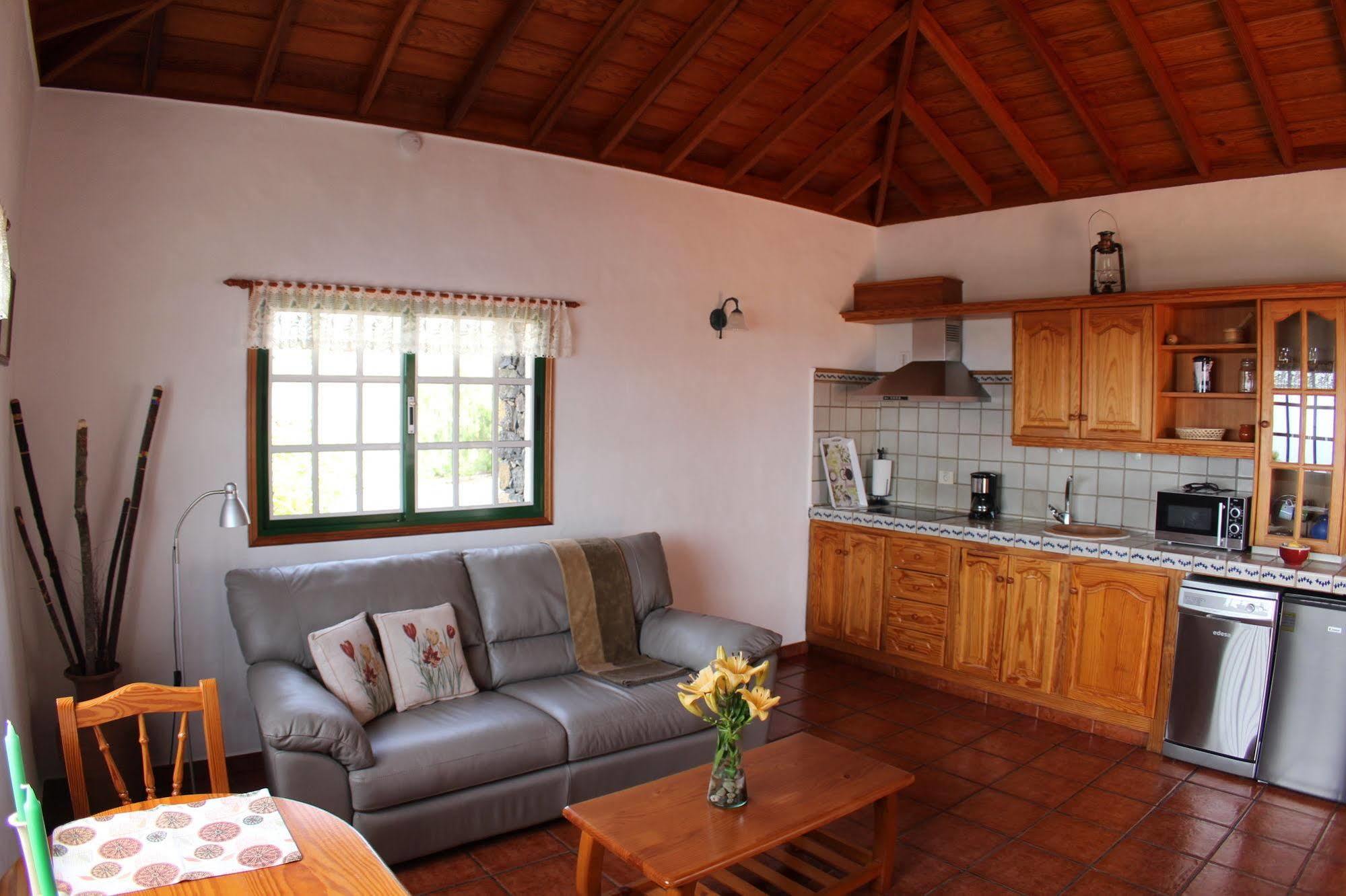 Casa La Majada (Adults Only) Guest House Los Llanos De Aridane Eksteriør bilde